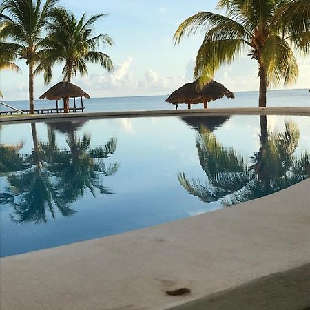 Front Beach Private Room With Shared Bathroom Cancún Exteriér fotografie