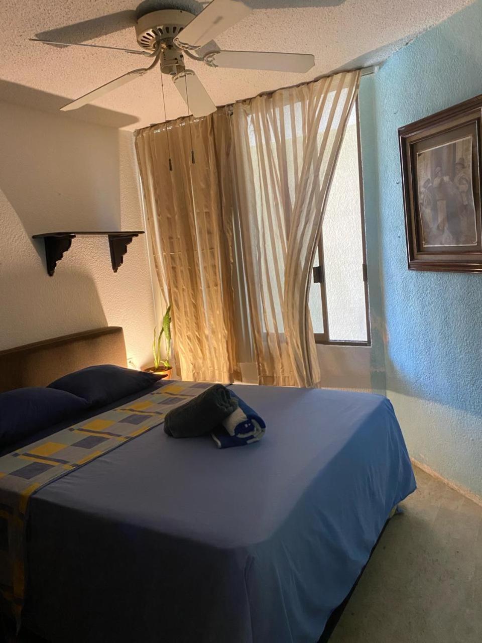 Front Beach Private Room With Shared Bathroom Cancún Exteriér fotografie