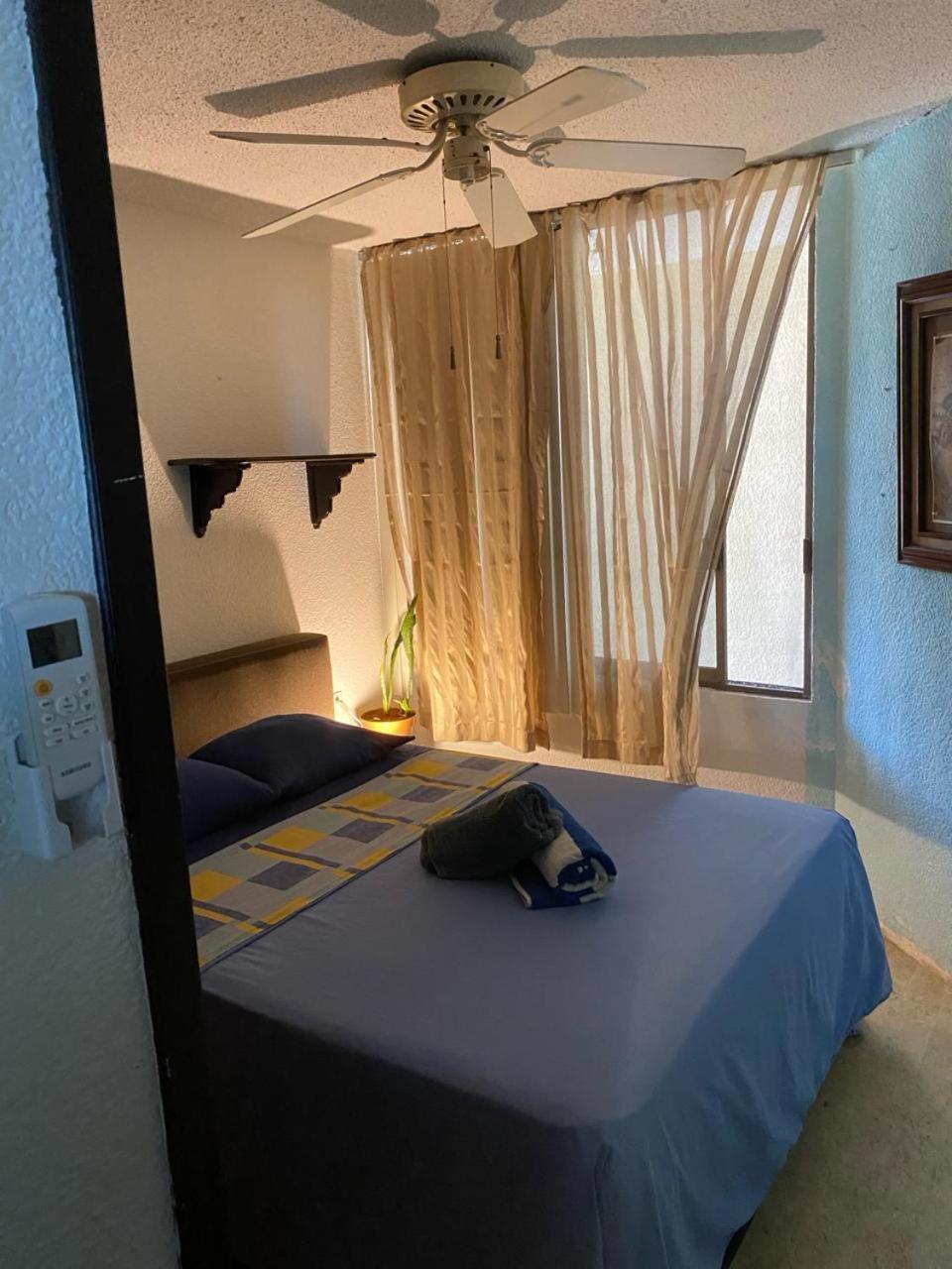 Front Beach Private Room With Shared Bathroom Cancún Exteriér fotografie