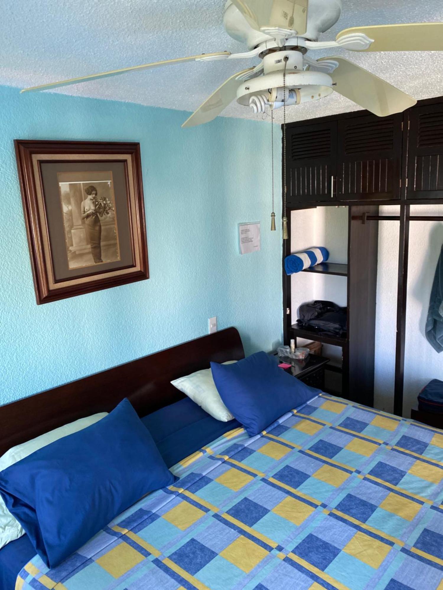 Front Beach Private Room With Shared Bathroom Cancún Exteriér fotografie