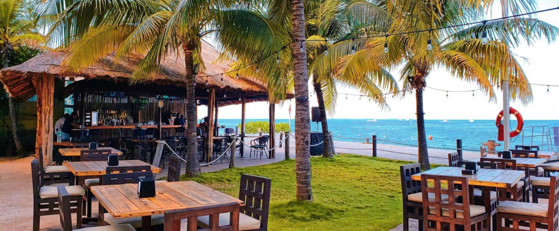 Front Beach Private Room With Shared Bathroom Cancún Exteriér fotografie