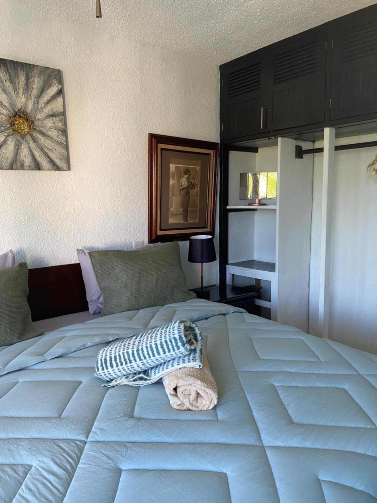Front Beach Private Room With Shared Bathroom Cancún Exteriér fotografie