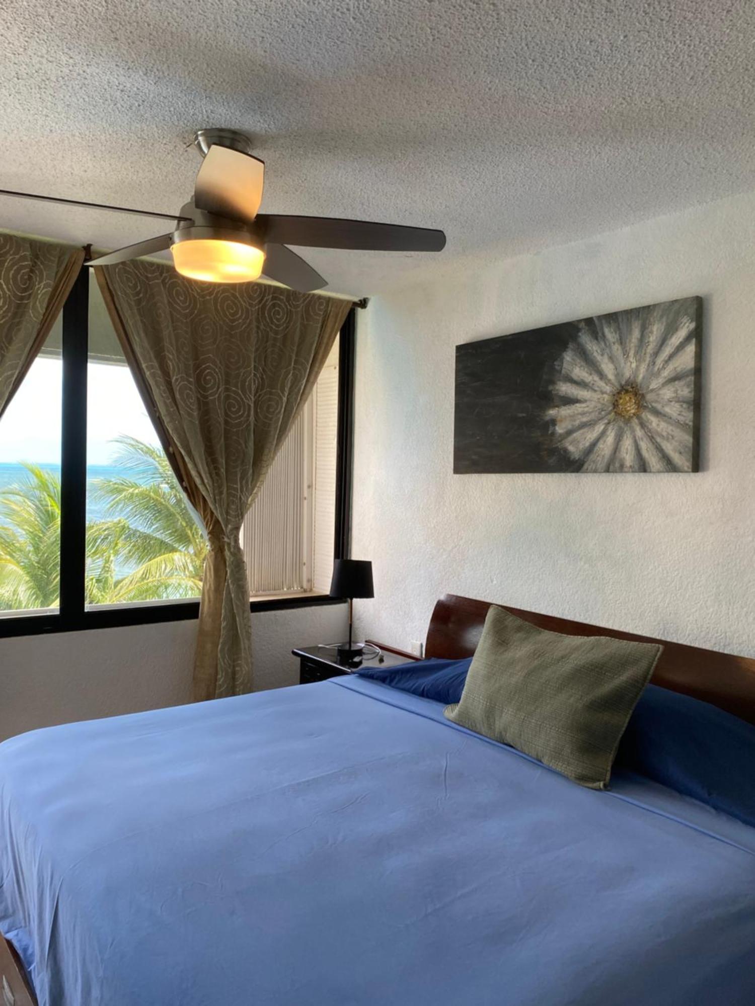 Front Beach Private Room With Shared Bathroom Cancún Exteriér fotografie